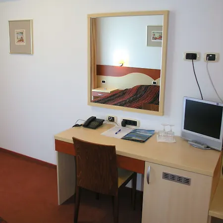 Krek Superior Hotel 3*