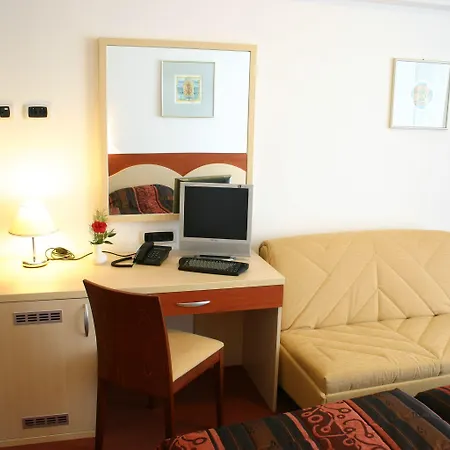 Krek Superior Hotel Lesce (Upper Carniola)