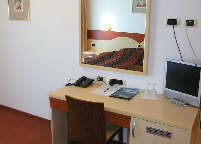 Krek Superior Hotel 3*